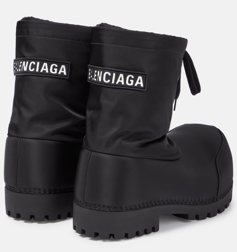 Balenciaga Alaska Low Snow Boots In Black