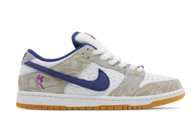 Rayssa Leal  Nike x Dunk Low SB